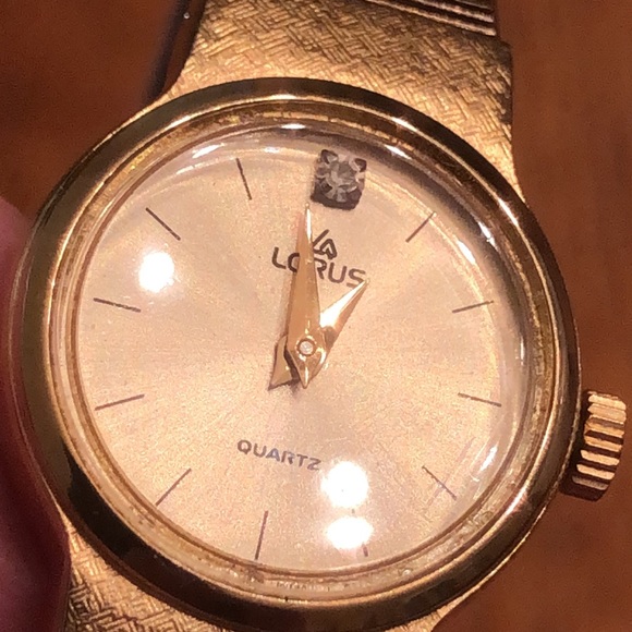 Ladies Lorus Quartz Watch-diamond accent - Picture 8 of 11